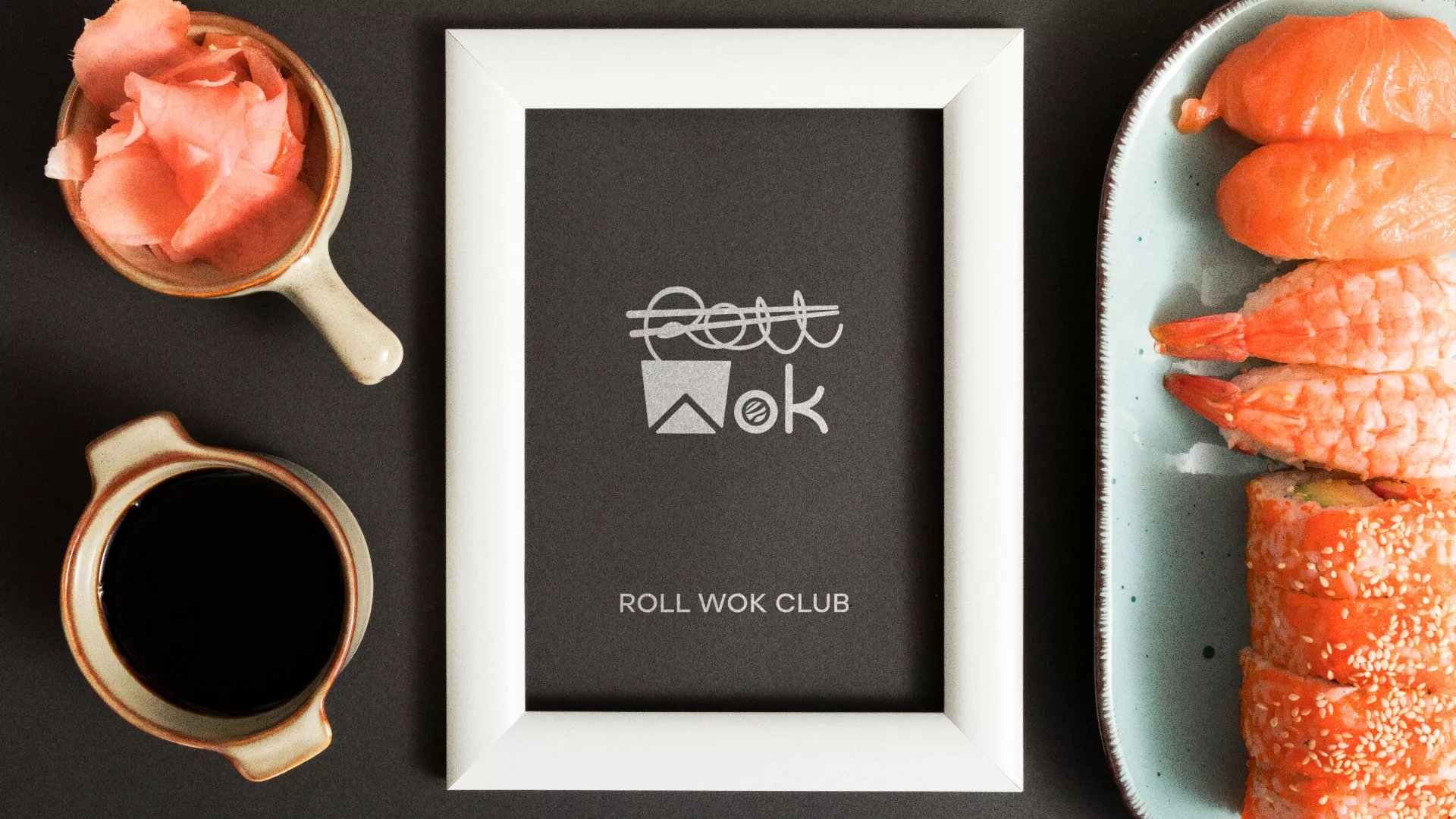 Разработка логотипа суши-бара «Roll Wok Club» в Карабаше