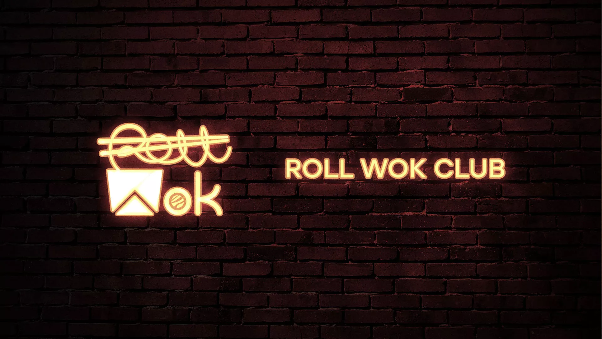 Разработка логотипа суши-бара «Roll Wok Club» в Карабаше